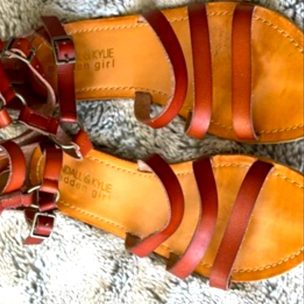 Kendall &Kylie sandals